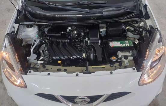 NISSAN-MARCH-2017