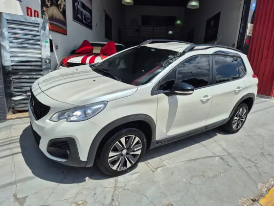 PEUGEOT 2008 1.6 16V FLEX ALLURE PACK 4P AUTOMÁTICO