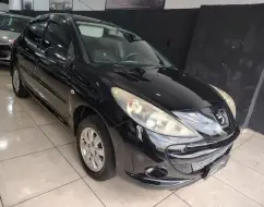 PEUGEOT 207 1.4 XR 8V FLEX 4P MANUAL PEUGEOT 207 1.4 XR 8V FLEX 4P MANUAL