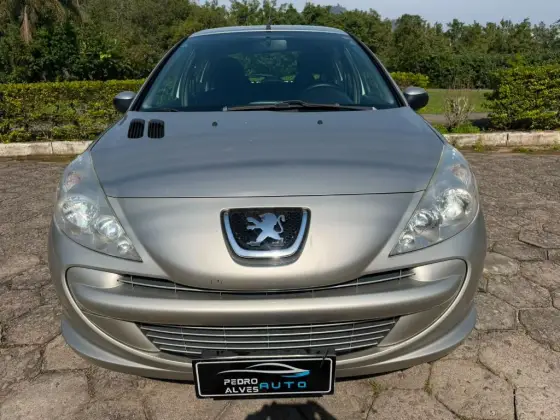 PEUGEOT 207 1.4 XR 8V FLEX 4P MANUAL