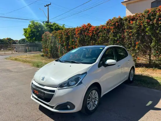 PEUGEOT-208-1.2 ALLURE 12V FLEX 4P MANUAL PEUGEOT-208-2019