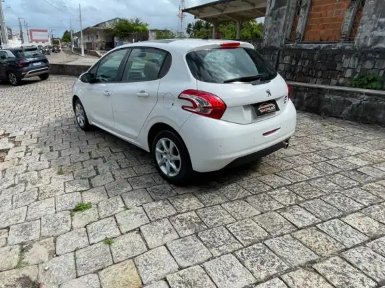 PEUGEOT-208-1.6 ALLURE 16V FLEX 4P AUTOMÁTICO PEUGEOT-208-2015