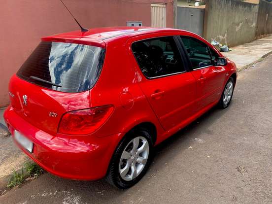 PEUGEOT-307-2011