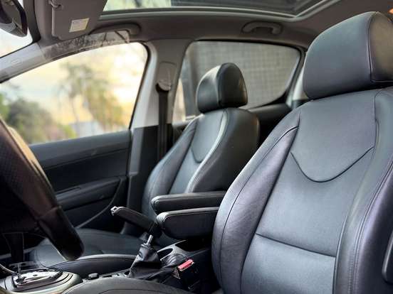 PEUGEOT-308-1.6 GRIFFE THP 16V GASOLINA 4P AUTOMÁTICO PEUGEOT-308-2015