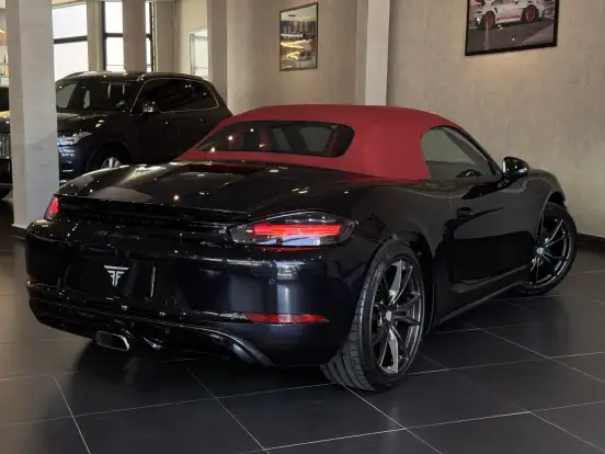 PORSCHE-718-2019