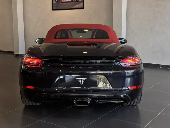 PORSCHE-718-2019