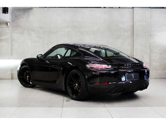 PORSCHE-718-2023