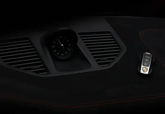 PORSCHE-911-2019