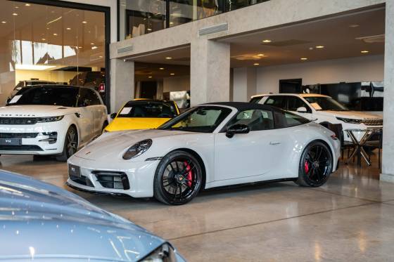 PORSCHE 911 3.0 24V H6 GASOLINA TARGA 4 GTS PDK