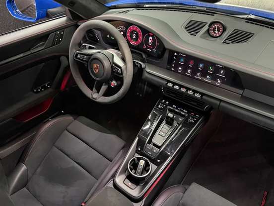 PORSCHE-911-3.6 24V H6 T-HYBRID CARRERA GTS PDK PORSCHE-911-2025