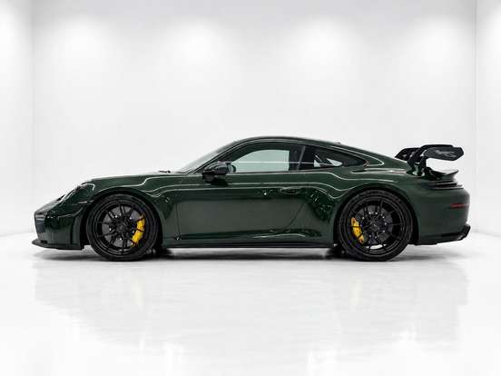 PORSCHE-911-2025