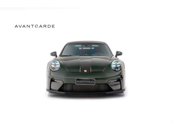 PORSCHE-911-2025