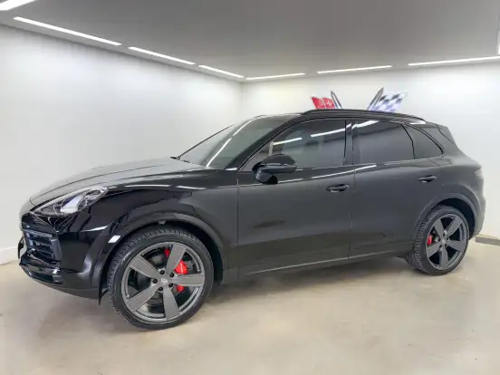 PORSCHE-CAYENNE-2019