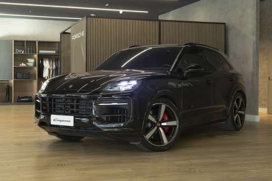 PORSCHE-CAYENNE-2025