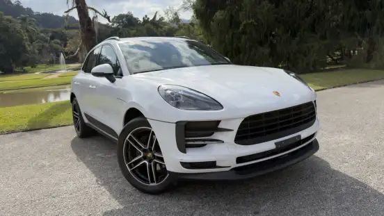 PORSCHE-MACAN-2021