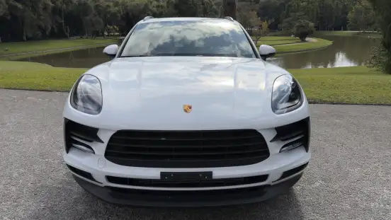 PORSCHE-MACAN-2021