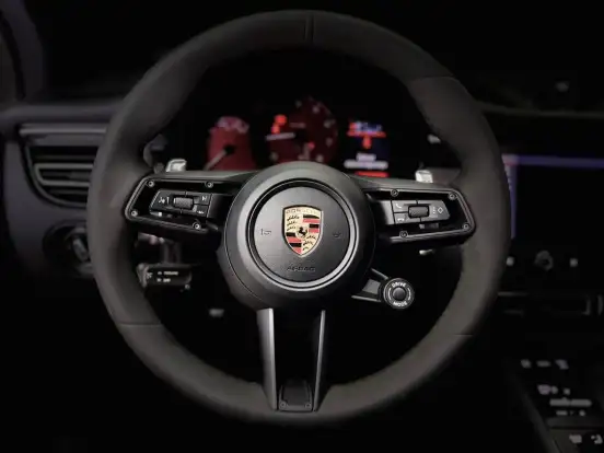 PORSCHE-MACAN-2022