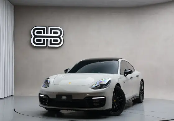 PORSCHE PANAMERA 2.9 V6 E-HYBRID 4 PDK PORSCHE PANAMERA 2.9 V6 E-HYBRID 4 PDK