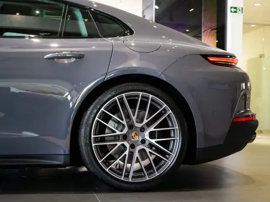 PORSCHE-PANAMERA-2.9 V6 E-HYBRID 4 PDK PORSCHE-PANAMERA-2025