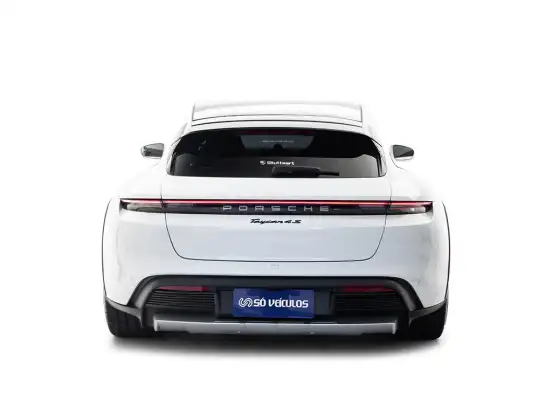 PORSCHE-TAYCAN-2023