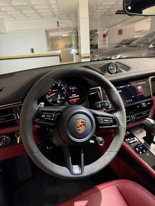 PORSCHE-MACAN-2022