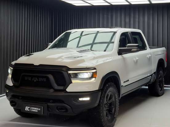 RAM-1500-5.7 V8 GASOLINA REBEL CD 4X4 AUTOMÁTICO RAM-1500-2022