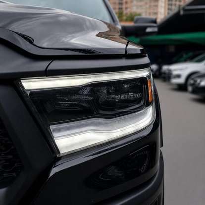 RAM-1500-5.7 V8 GASOLINA REBEL CD 4X4 AUTOMÁTICO RAM-1500-2024