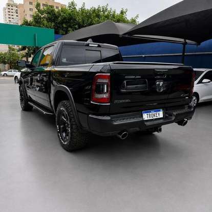RAM-1500-5.7 V8 GASOLINA REBEL CD 4X4 AUTOMÁTICO RAM-1500-2024