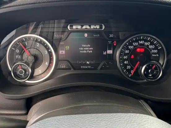 RAM-2500-6.7 I6 TURBO DIESEL NIGHT EDITION CD 4X4 AUTOMÁTICO RAM-2500-2021