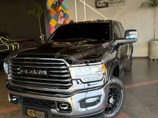 RAM-3500-6.7 I6 TURBO DIESEL LIMITED LONGHORN CD 4X4 AUTOMÁTICO RAM-3500-2023