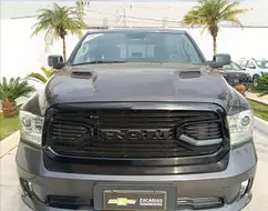RAM CLASSIC 5.7 V8 GASOLINA LARAMIE CD 4X4 AUTOMÁTICO RAM CLASSIC 5.7 V8 GASOLINA LARAMIE CD 4X4 AUTOMÁTICO