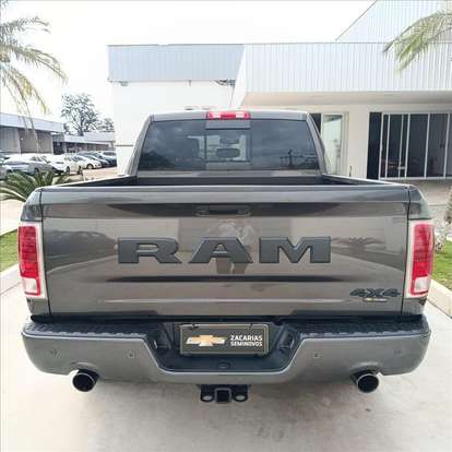 RAM-CLASSIC-5.7 V8 GASOLINA LARAMIE CD 4X4 AUTOMÁTICO RAM-CLASSIC-2022