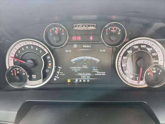 RAM-CLASSIC-5.7 V8 GASOLINA LARAMIE CD 4X4 AUTOMÁTICO RAM-CLASSIC-2022