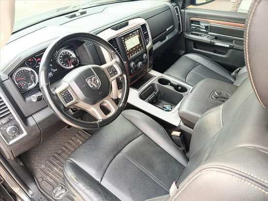 RAM-CLASSIC-5.7 V8 GASOLINA LARAMIE CD 4X4 AUTOMÁTICO RAM-CLASSIC-2022