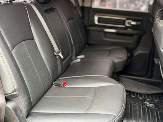 RAM-CLASSIC-5.7 V8 GASOLINA LARAMIE CD 4X4 AUTOMÁTICO RAM-CLASSIC-2023
