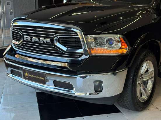 RAM-CLASSIC-5.7 V8 GASOLINA LARAMIE CD 4X4 AUTOMÁTICO RAM-CLASSIC-2022