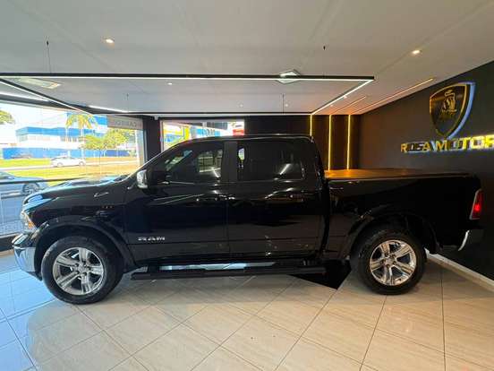 RAM-CLASSIC-5.7 V8 GASOLINA LARAMIE CD 4X4 AUTOMÁTICO RAM-CLASSIC-2022
