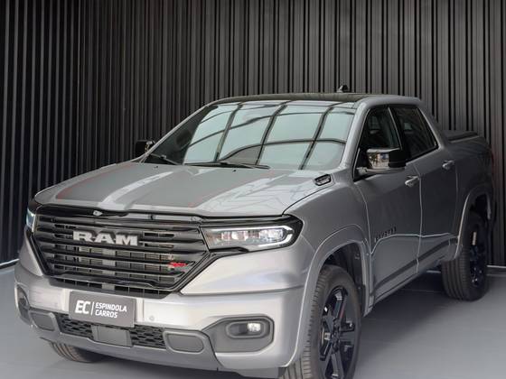 RAM RAMPAGE 2.0 HURRICANE 4 TURBO GASOLINA R/T 4X4 AUTOMÁTICO