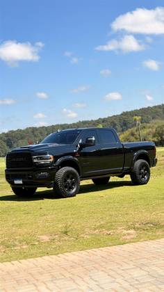 RAM 2500 6.7 I6 TURBO DIESEL LARAMIE CD 4X4 AUTOMÁTICO