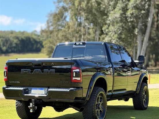 RAM-2500-6.7 I6 TURBO DIESEL LARAMIE CD 4X4 AUTOMÁTICO RAM-2500-2023