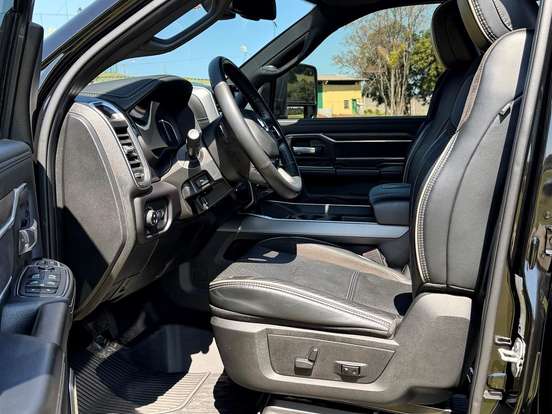 RAM-2500-6.7 I6 TURBO DIESEL LARAMIE CD 4X4 AUTOMÁTICO RAM-2500-2023