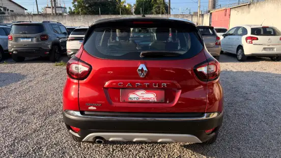 RENAULT-CAPTUR-2020
