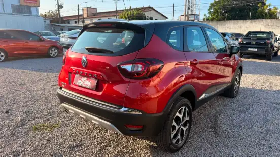 RENAULT-CAPTUR-2020