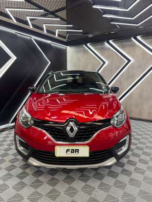 RENAULT-CAPTUR-2018