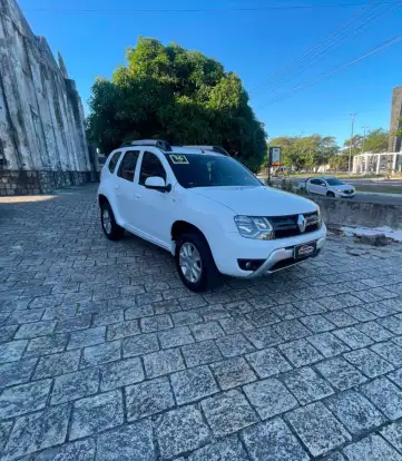 RENAULT-DUSTER-2015