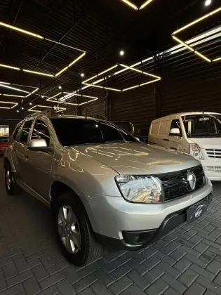 RENAULT DUSTER 2.0 16V HI-FLEX DYNAMIQUE AUTOMÁTICO RENAULT DUSTER 2.0 16V HI-FLEX DYNAMIQUE AUTOMÁTICO