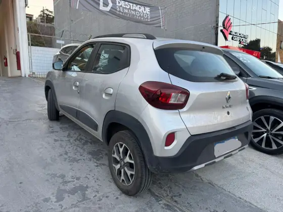 RENAULT KWID 1.0 12V SCE FLEX OUTSIDER MANUAL