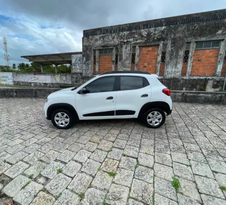 RENAULT-KWID-2017