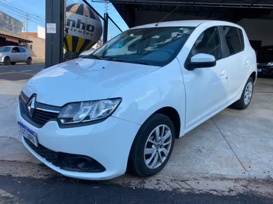 RENAULT SANDERO 1.6 EXPRESSION 8V FLEX 4P AUTOMATIZADO