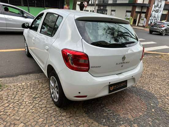 RENAULT-SANDERO-1.6 EXPRESSION 8V FLEX 4P MANUAL RENAULT-SANDERO-2015